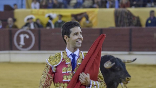 Pedrito de Portugal triunfa na Chamusca em Corrida de homenagem a Mestre David Ribeiro Telles