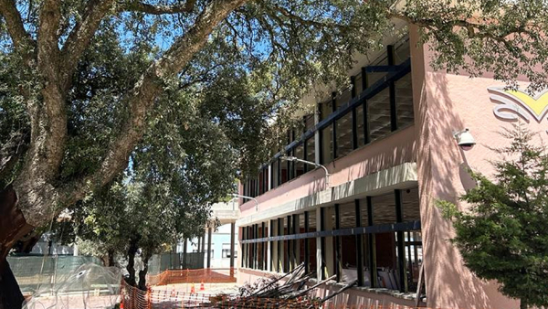 Serviços administrativos Encerrados - Escola Básica e Secundária da Chamusca