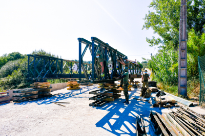 Instalação de ponte militar na Parreira