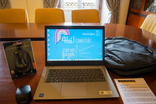Município apoia alunos (as) do Agrupamento com empréstimo de Computadores Portáteis